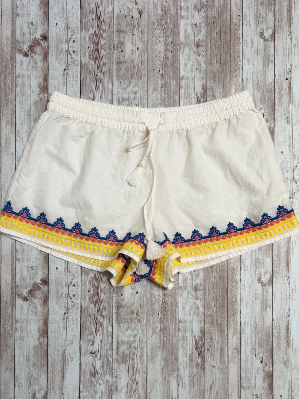 Love by Gap Women's Cotton Embroidered Drawstring Shorts sz Medium Milk White